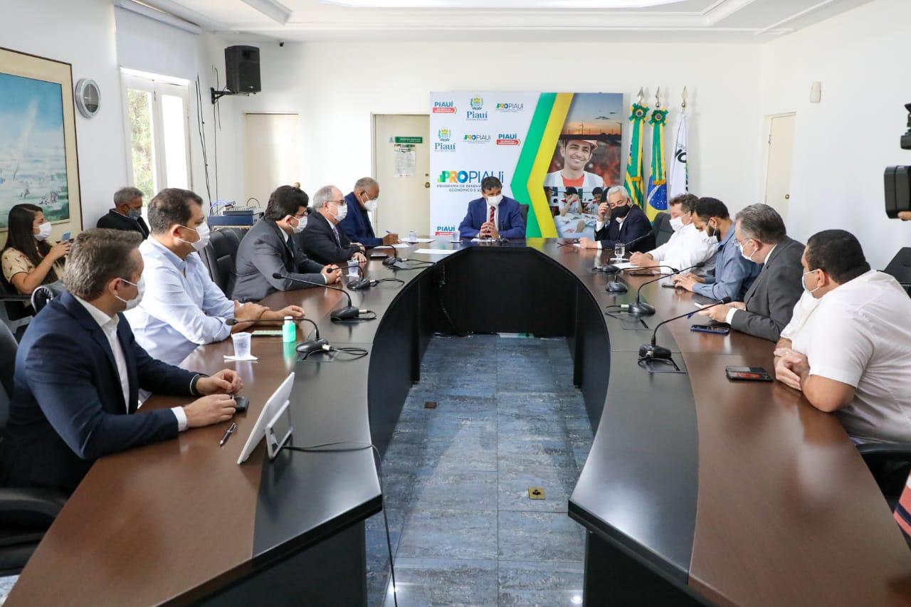 Reunião entre governador e prefeito